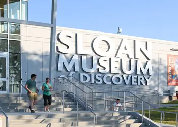 Sloan Museum of Discovery Limo, taxi and car Service in Flint