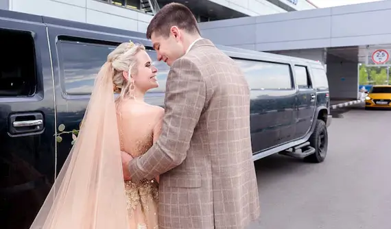 Wedding Limo and Car Service in Lansing